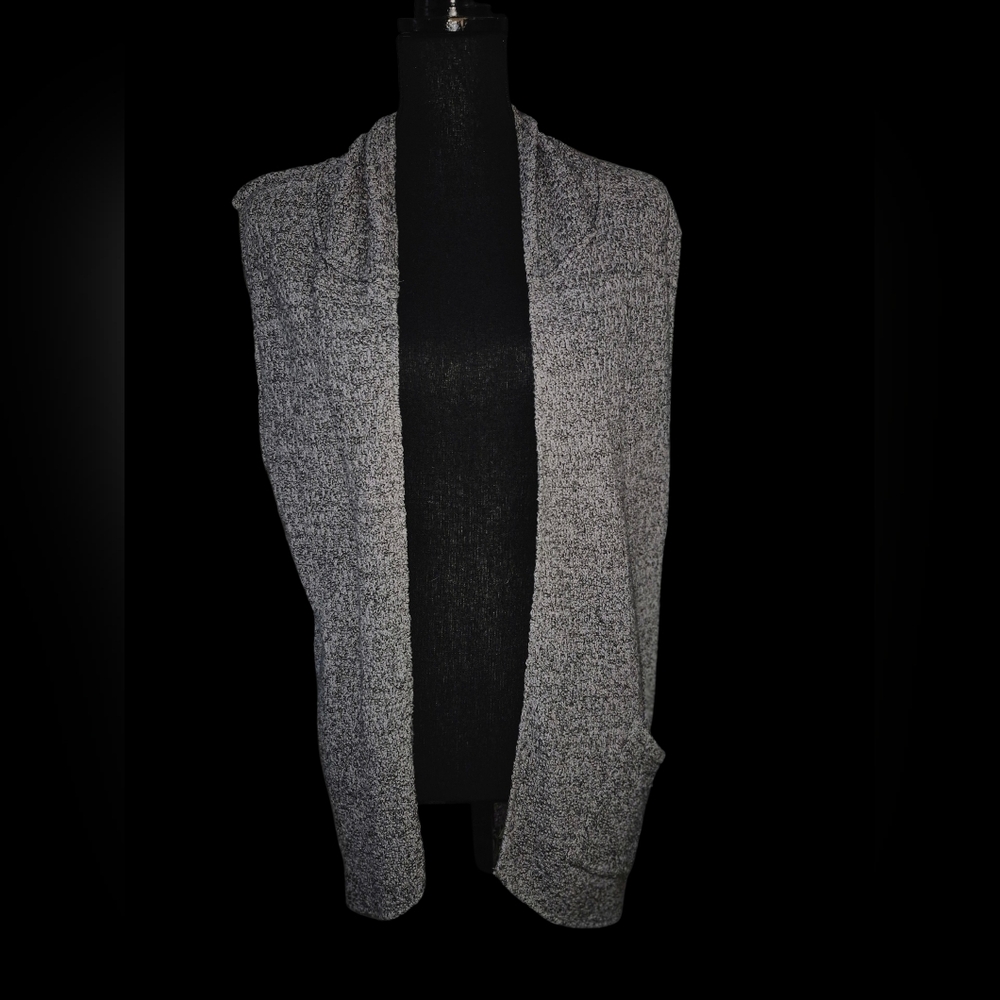 Margaret Winters Open Front Gray & White Knit Salt& Pepper Vest - Size Small